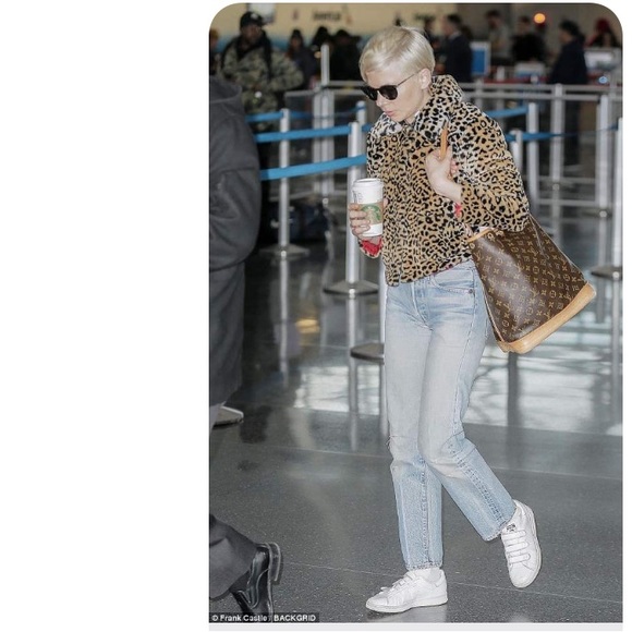 Velcro strap white sneakers - Picture 5 of 5